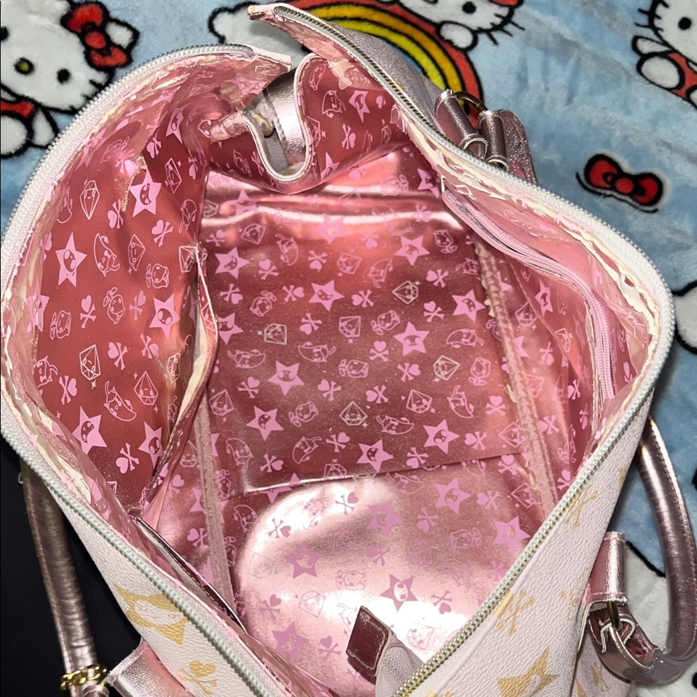 Hello Kitty x Tokidoki Pink and Green Shoulder Bag - Picture 11 of 13
